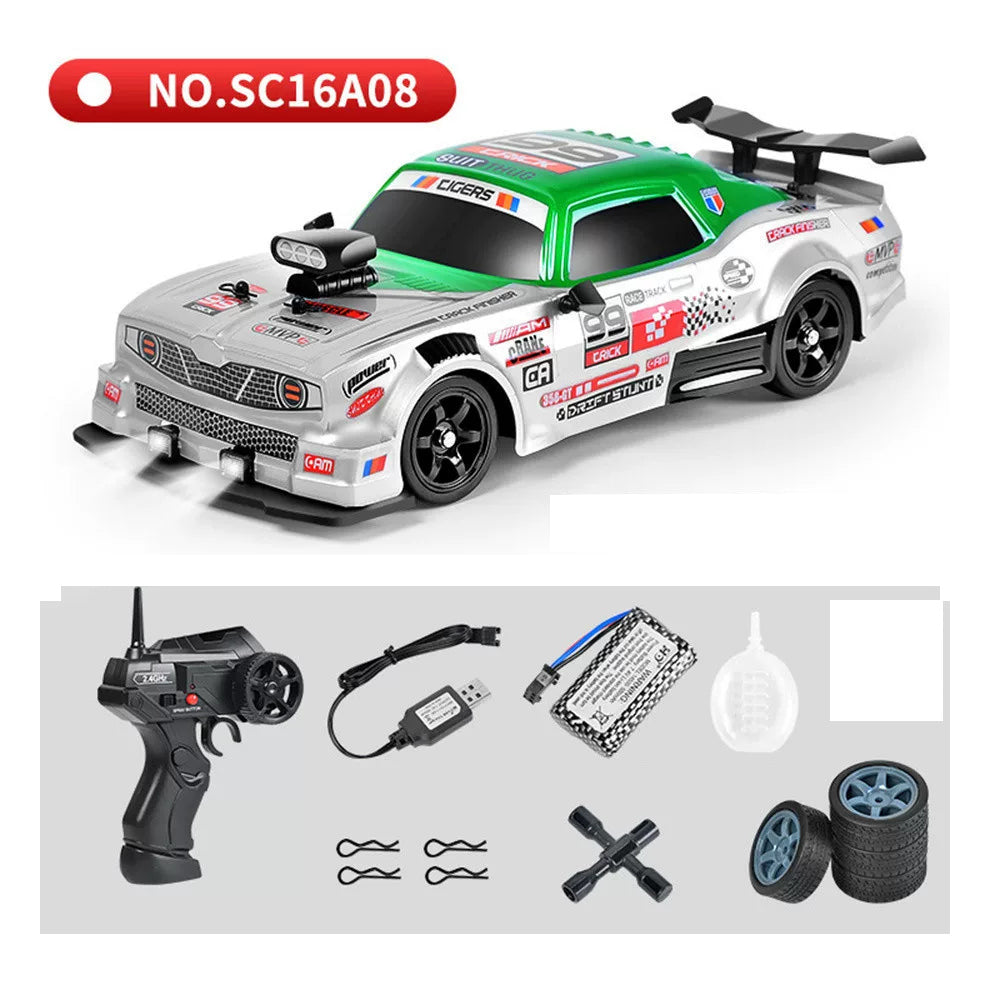 SC16A08 silver / green vehicle and specified kit equipment
