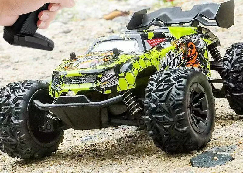 Green WILD HUNT 1:20 RC Buggy; one vehicle supplied per selected package